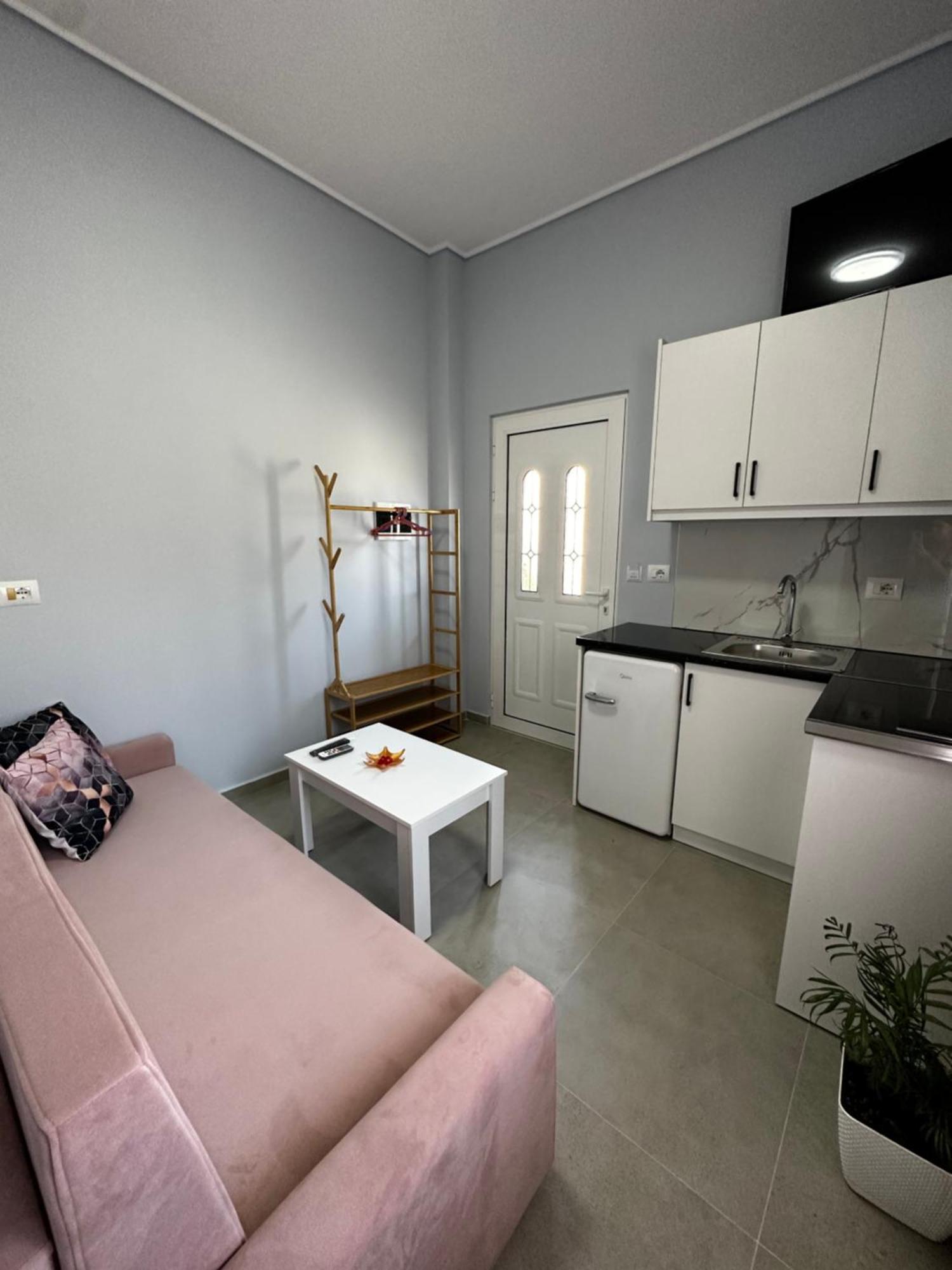 Vila Basho Sarandë Exterior foto