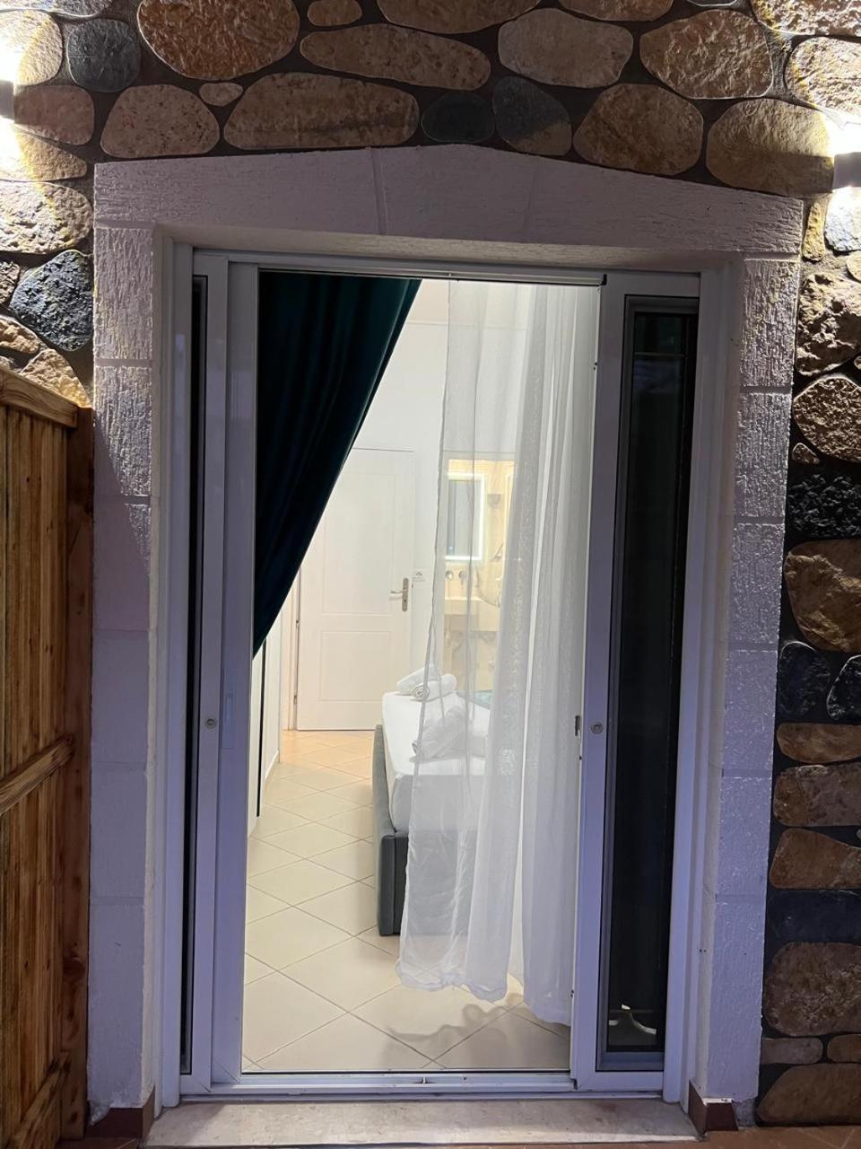 Vila Basho Sarandë Exterior foto