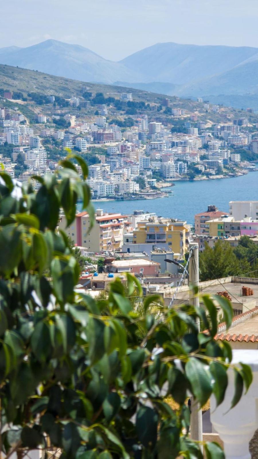 Vila Basho Sarandë Exterior foto