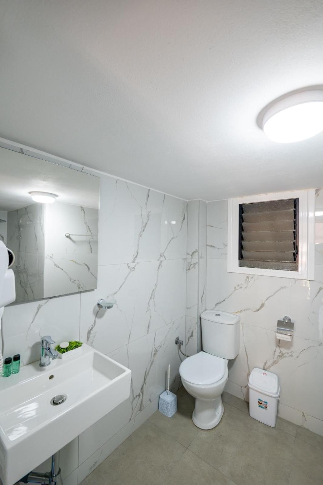 Vila Basho Sarandë Exterior foto