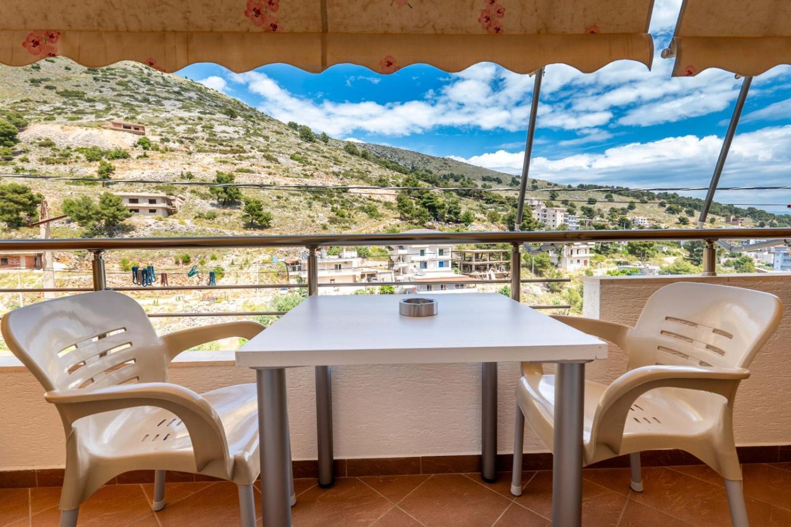 Vila Basho Sarandë Exterior foto