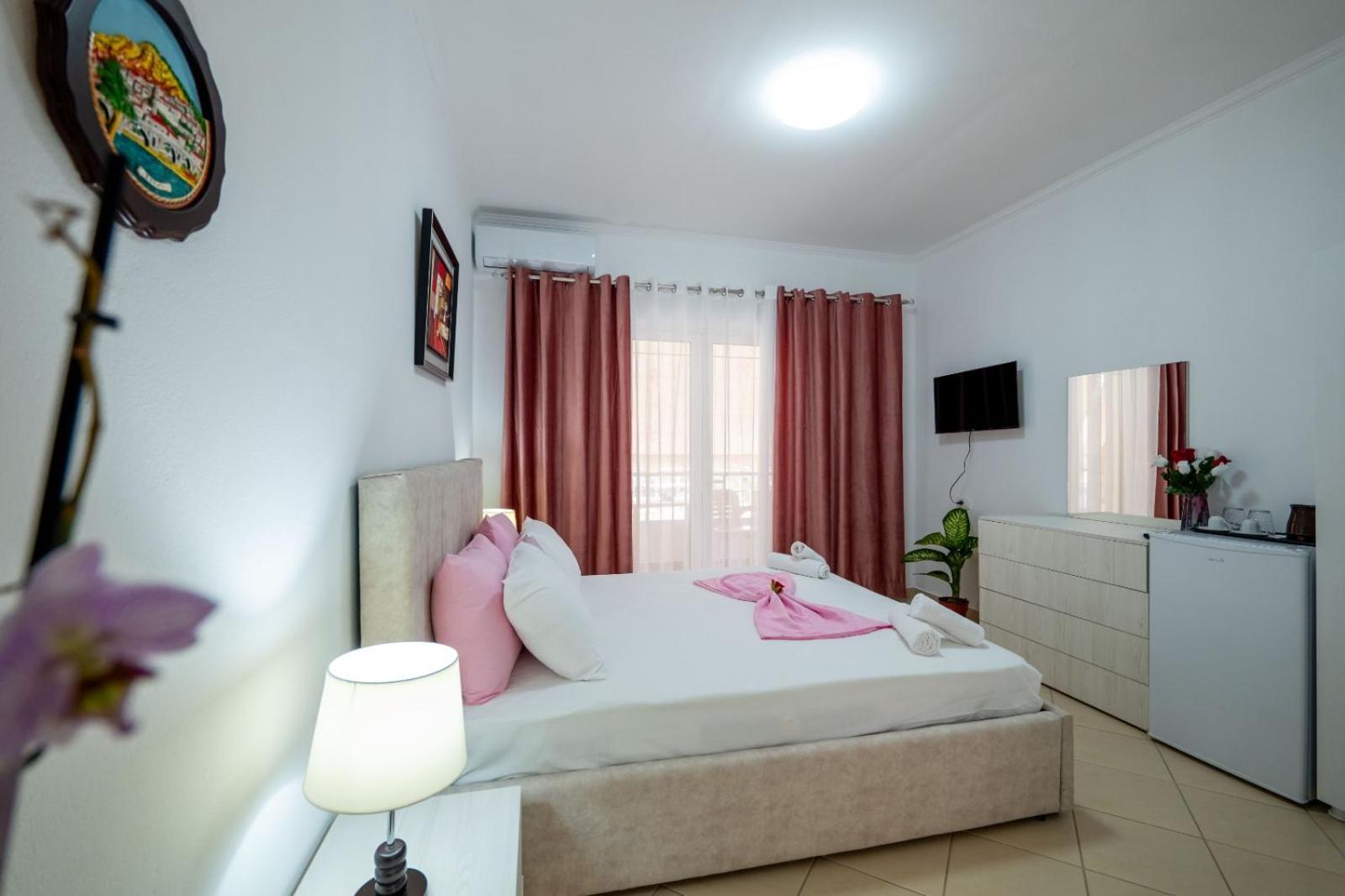 Vila Basho Sarandë Exterior foto