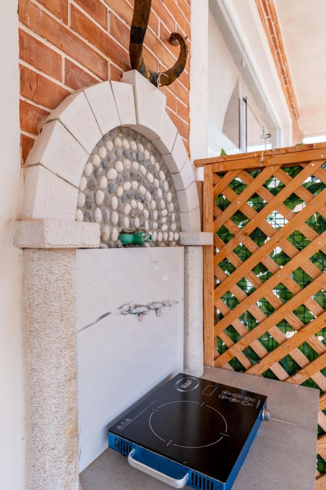 Vila Basho Sarandë Exterior foto