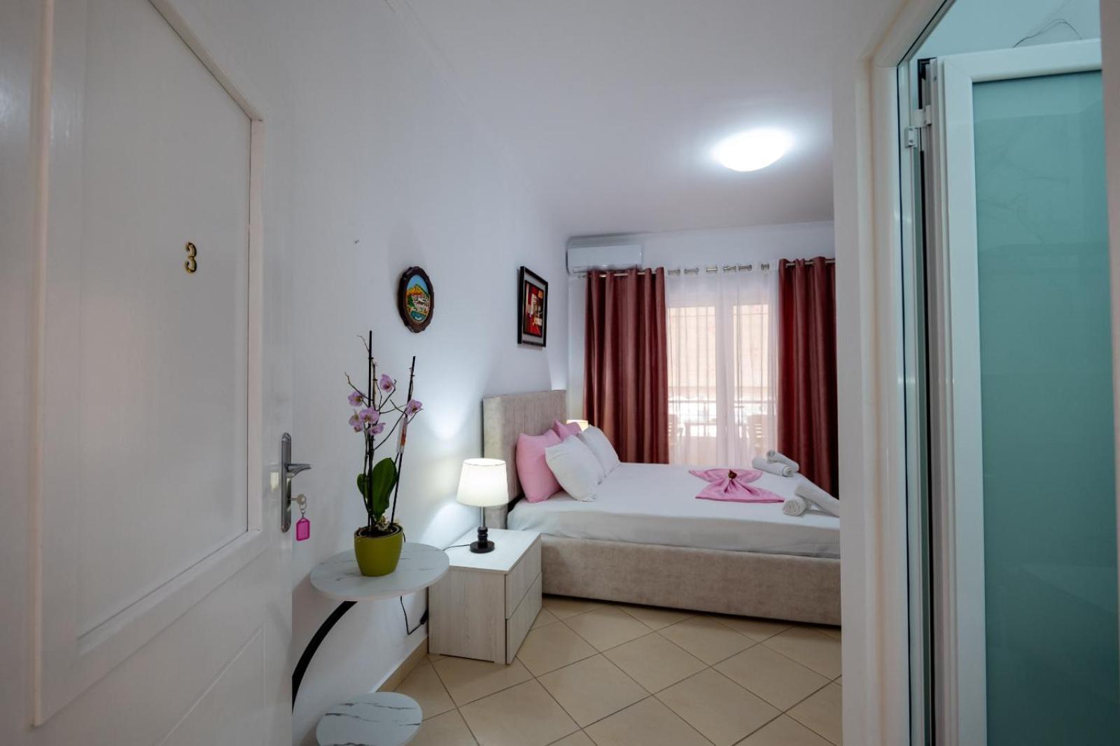 Vila Basho Sarandë Exterior foto