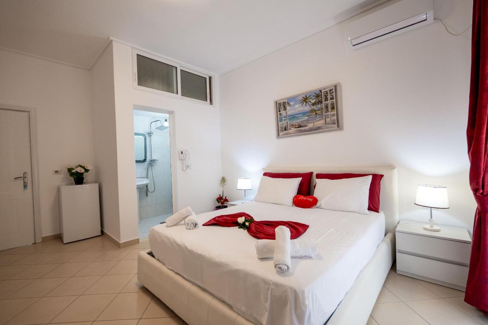 Vila Basho Sarandë Exterior foto