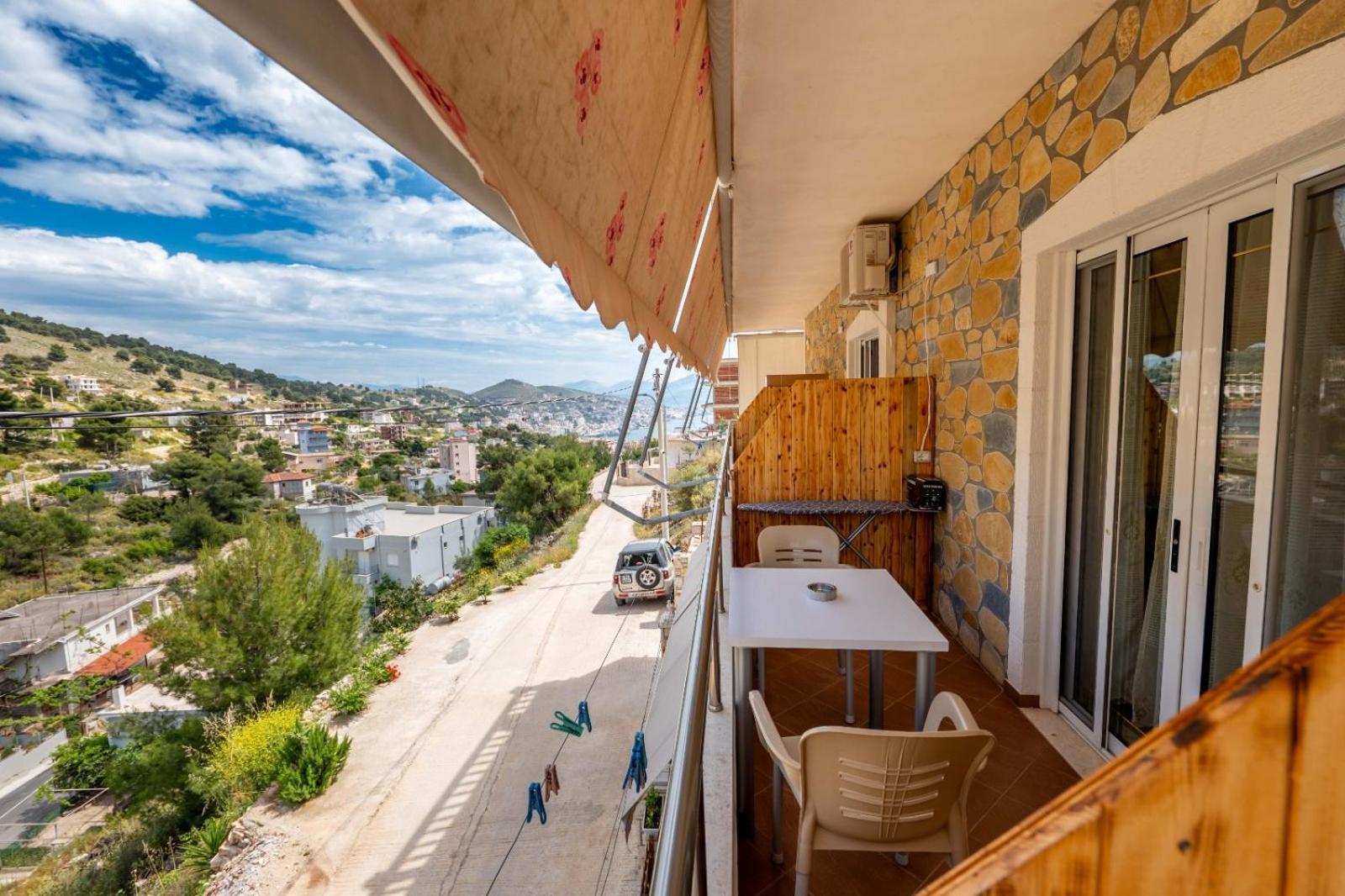 Vila Basho Sarandë Exterior foto